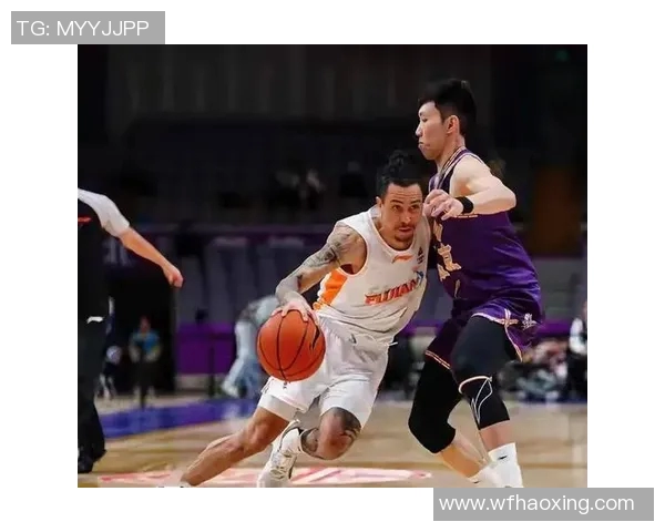 张庆鹏的篮球之路：从青涩少年到职业明星的奋斗历程与心路历程