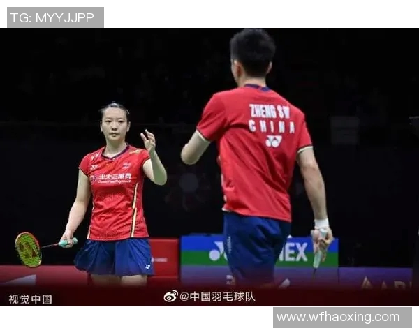 深圳羽毛球队与重庆羽毛球队赛后复盘分析灵活性表现及战术调整