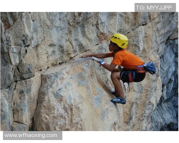 武汉攀岩队的区域防守策略与攀岩热点分析探讨